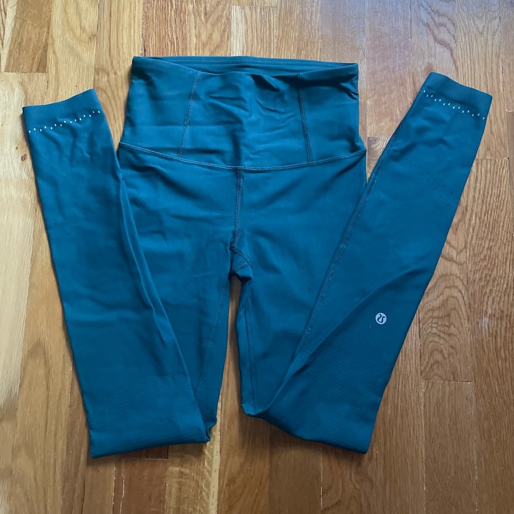 Lululemon Fast and Free High-Rise leggings size 4 color Green Jasper